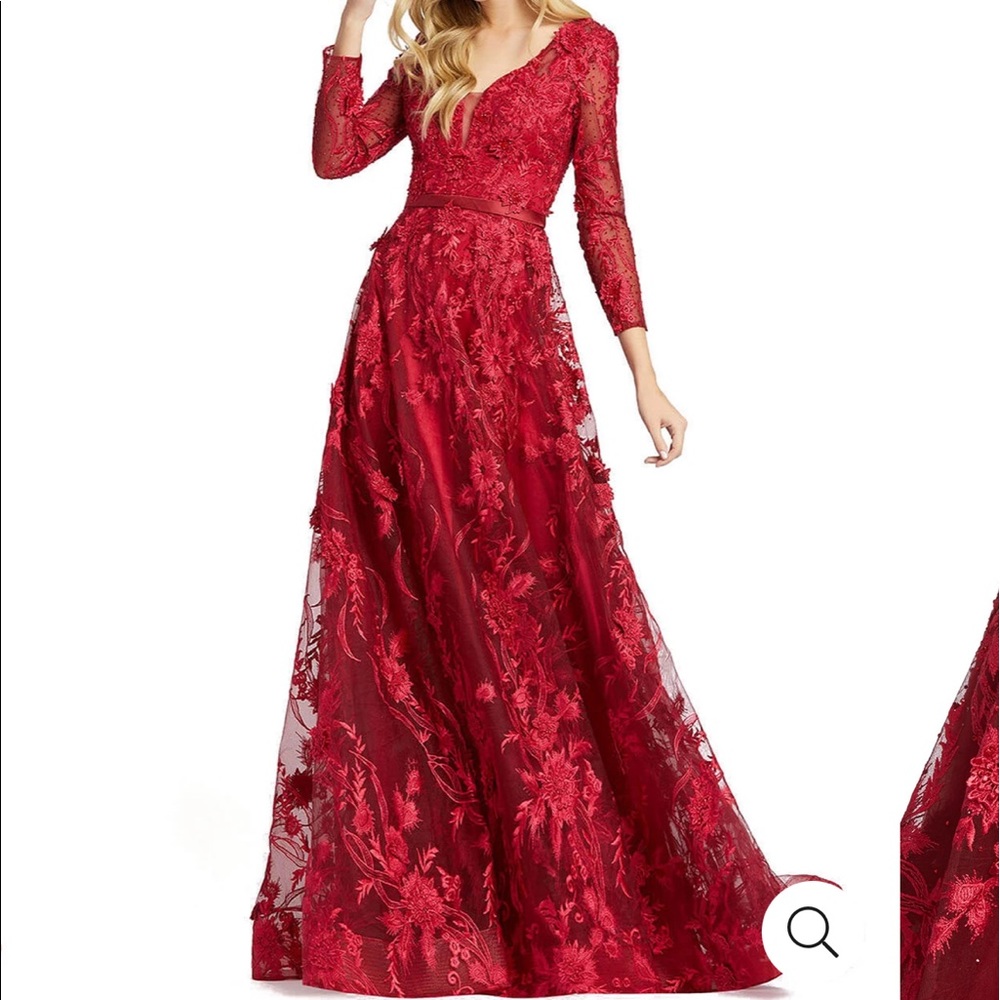 MAC DUGGAL DRESS- size  8